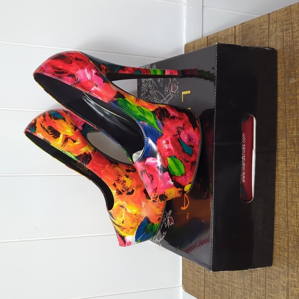Like New Liliana Colorful Stilletto Shoes